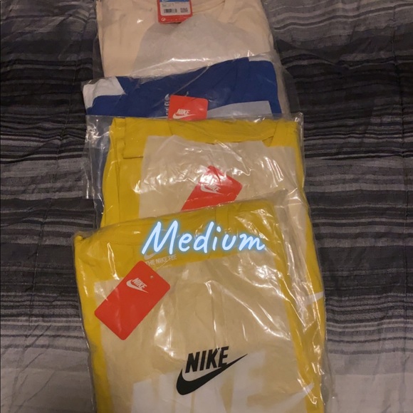 Men’s Nike Sets - Picture 2 of 2